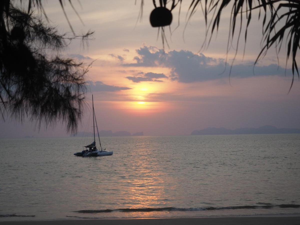 Hotel Cocobar&Bungalow Koh Jum Exterior foto