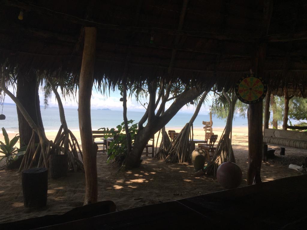 Hotel Cocobar&Bungalow Koh Jum Exterior foto