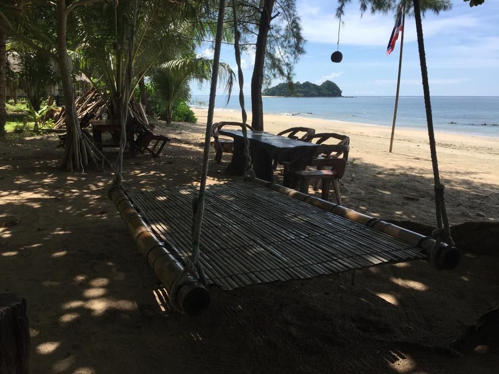 Hotel Cocobar&Bungalow Koh Jum Exterior foto