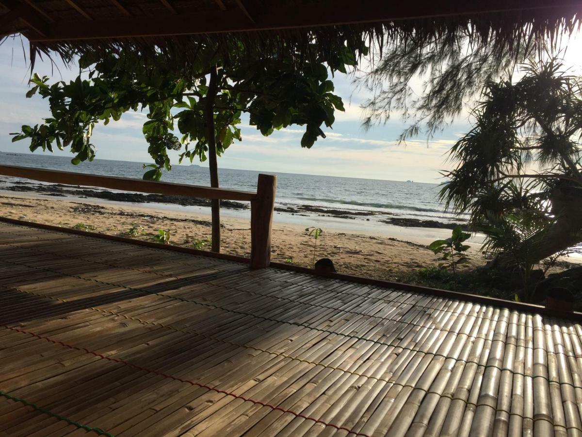 Hotel Cocobar&Bungalow Koh Jum Exterior foto